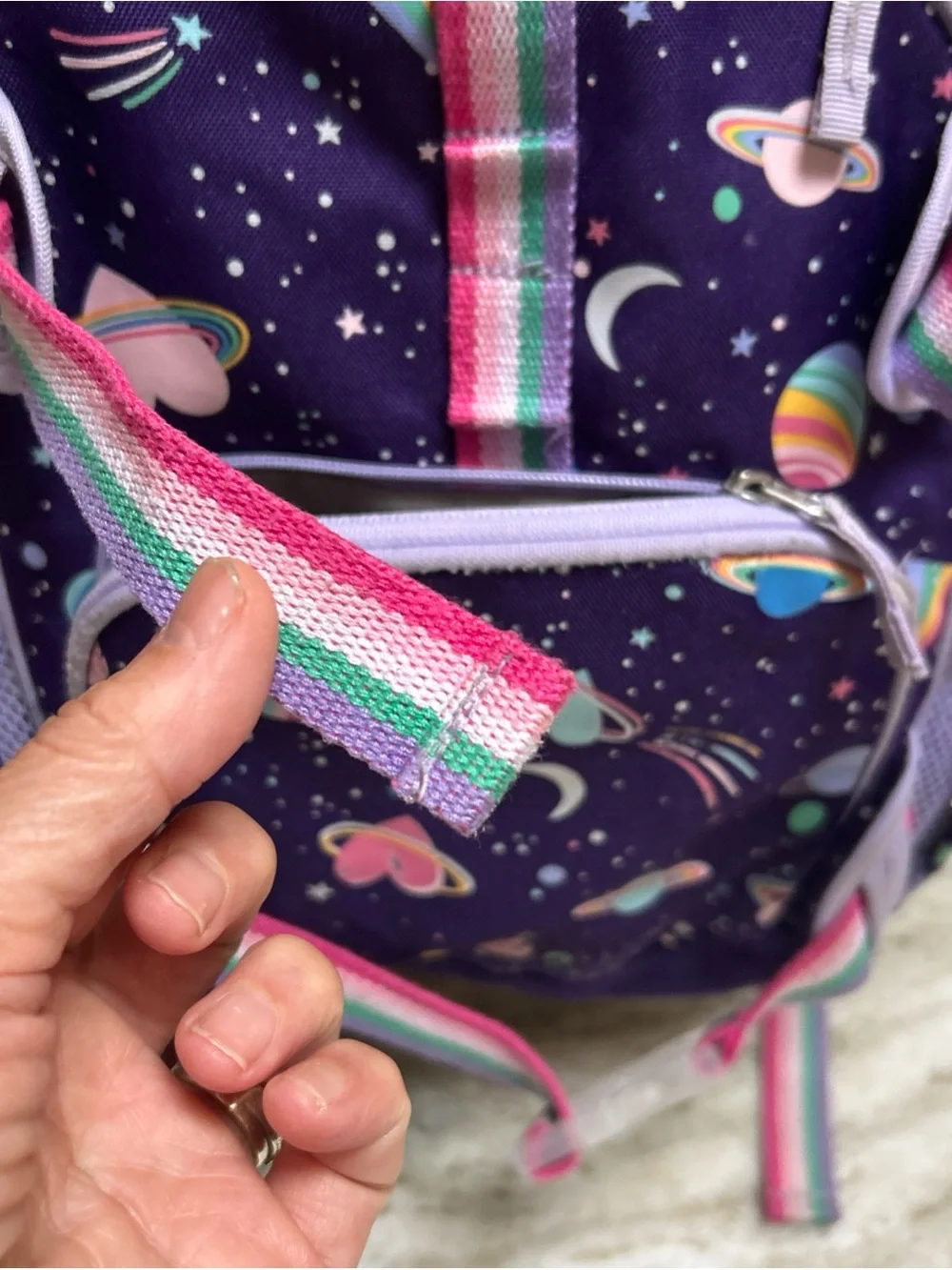 Pottery Barn Mackenzie Rainbow Heart Galaxy Glow-in-the-Dark L Girls backpack. O